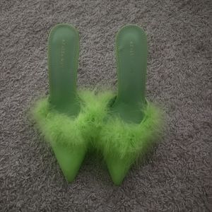 Azalea Wang Feather pumps
